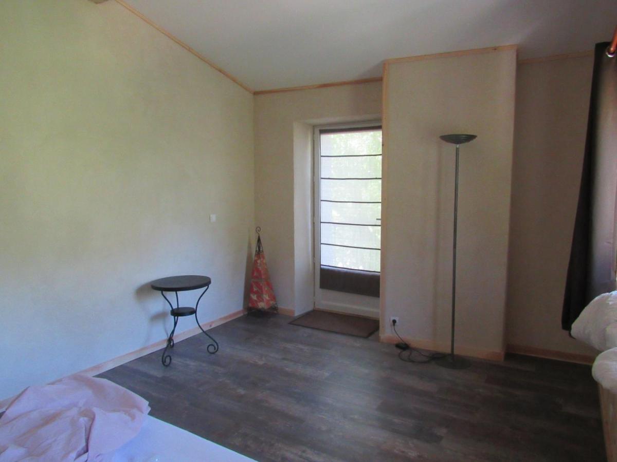 Bed and Breakfast le moulin à Pradelle Extérieur photo